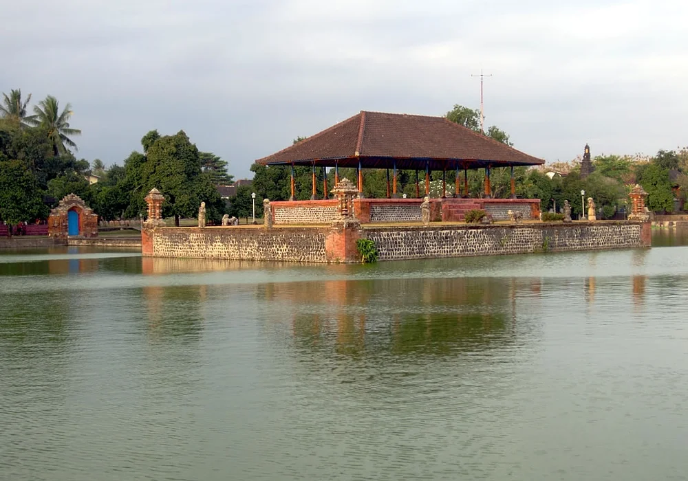 Cakranegara