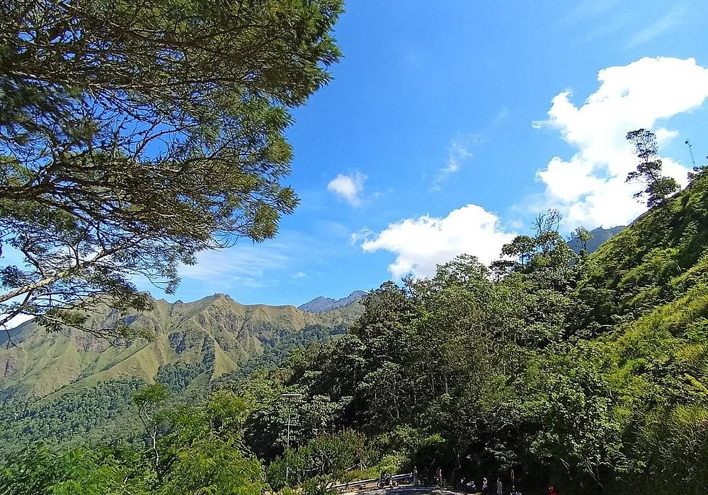 Pusuk passage