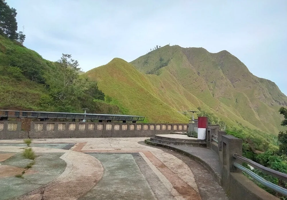Pusuk passage