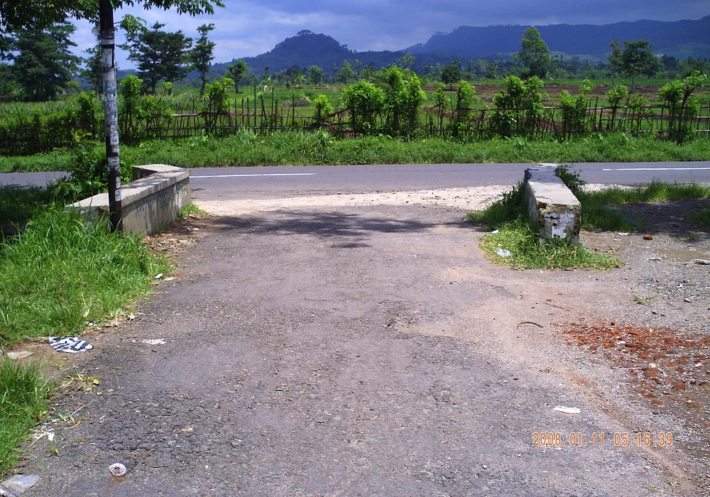 Brug gili gede madep ngetan
