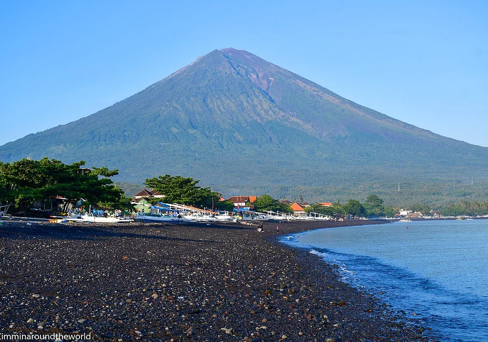 Amed bali